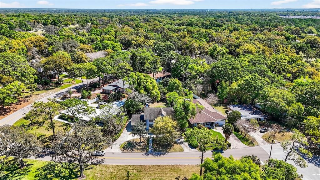 Activo con contrato: $625,000 (3 camas, 3 baños, 3636 Pies cuadrados)
