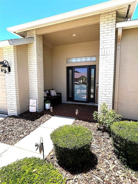 Active With Contract: $305,000 (2 beds, 2 baths, 1703 Square Feet)