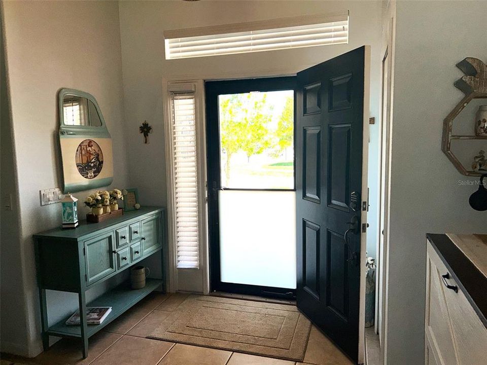 Active With Contract: $305,000 (2 beds, 2 baths, 1703 Square Feet)