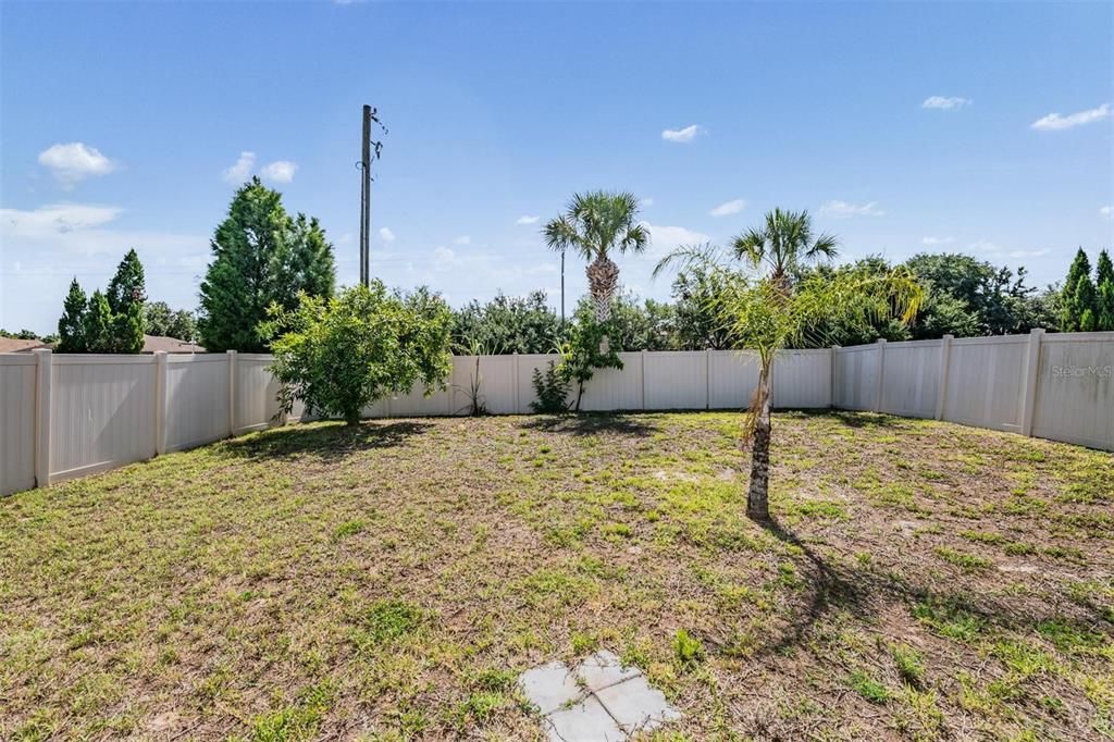 For Sale: $315,000 (4 beds, 2 baths, 1875 Square Feet)
