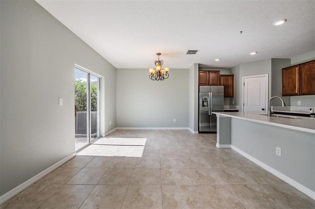 For Sale: $315,000 (4 beds, 2 baths, 1875 Square Feet)