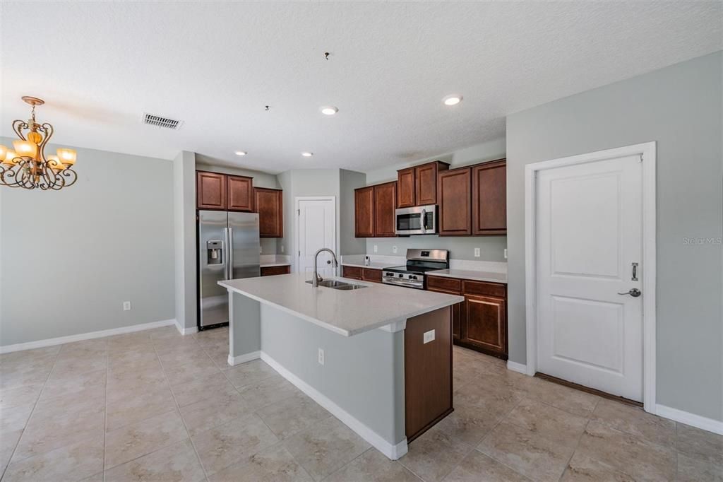 For Sale: $315,000 (4 beds, 2 baths, 1875 Square Feet)
