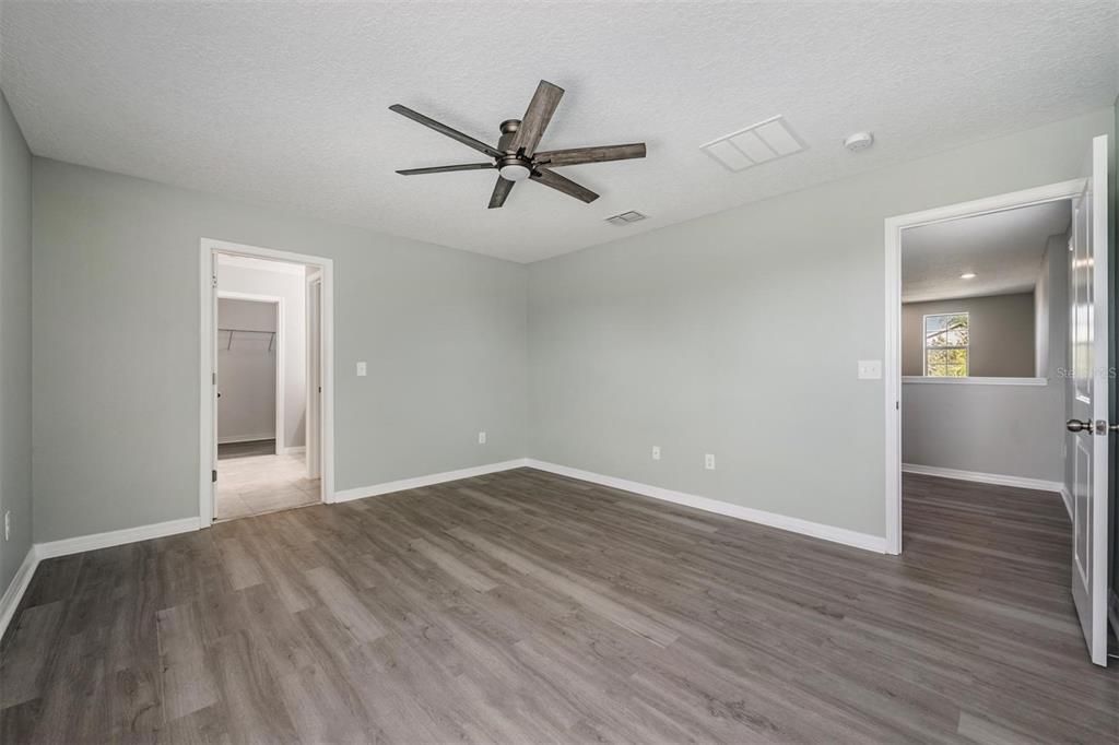 For Sale: $315,000 (4 beds, 2 baths, 1875 Square Feet)