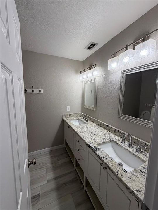 Active With Contract: $389,000 (3 beds, 2 baths, 2032 Square Feet)