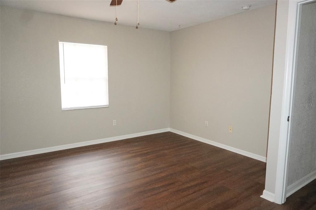 Active With Contract: $389,000 (3 beds, 2 baths, 2032 Square Feet)