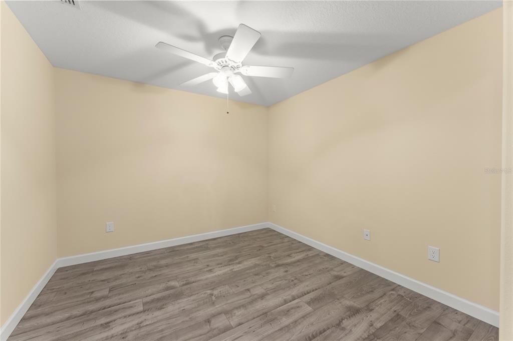 Activo con contrato: $239,900 (2 camas, 2 baños, 1564 Pies cuadrados)