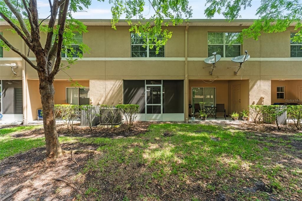 Activo con contrato: $239,900 (2 camas, 2 baños, 1564 Pies cuadrados)