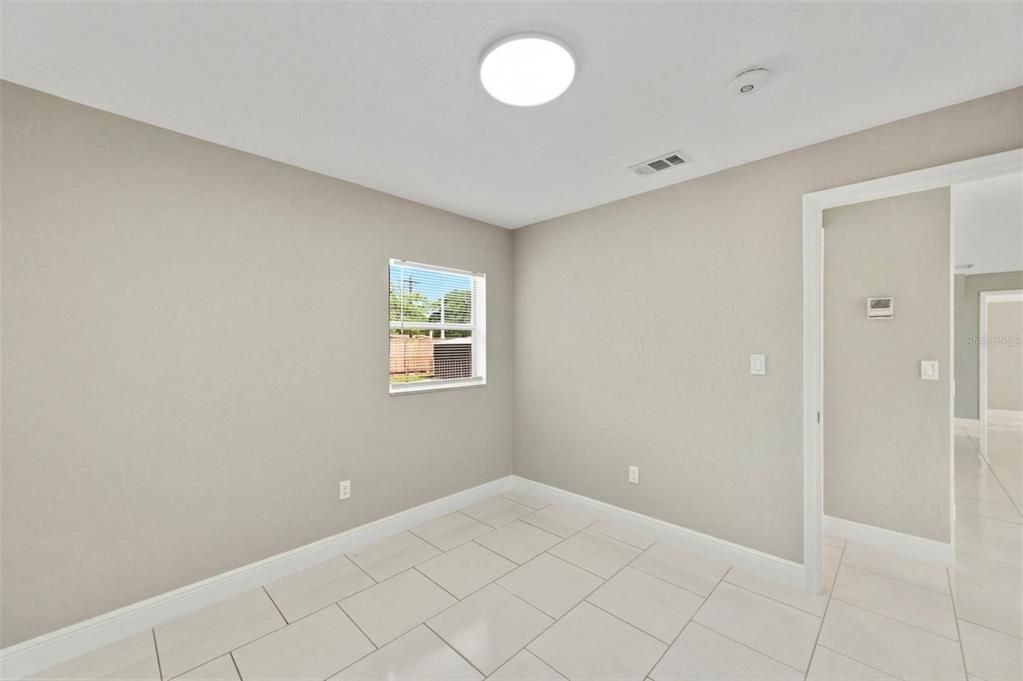 Activo con contrato: $315,000 (3 camas, 2 baños, 1296 Pies cuadrados)