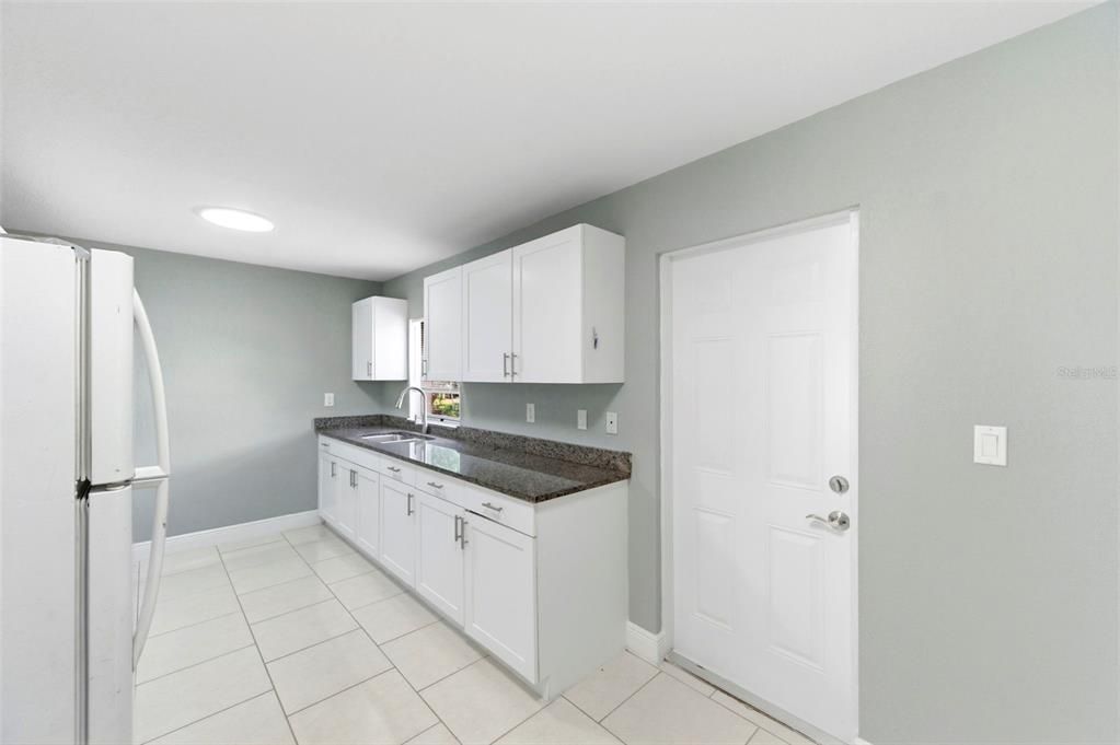 Activo con contrato: $315,000 (3 camas, 2 baños, 1296 Pies cuadrados)