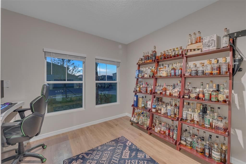 For Rent: $4,500 (7 beds, 3 baths, 3818 Square Feet)