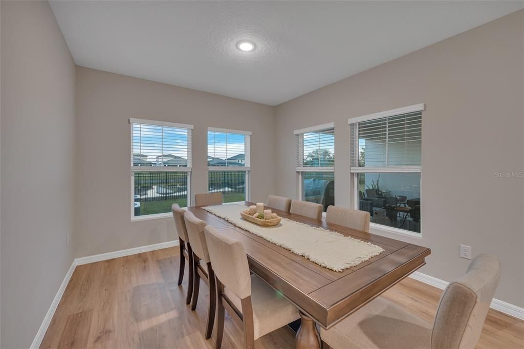 For Rent: $4,500 (7 beds, 3 baths, 3818 Square Feet)