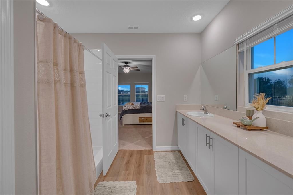 For Rent: $4,500 (7 beds, 3 baths, 3818 Square Feet)