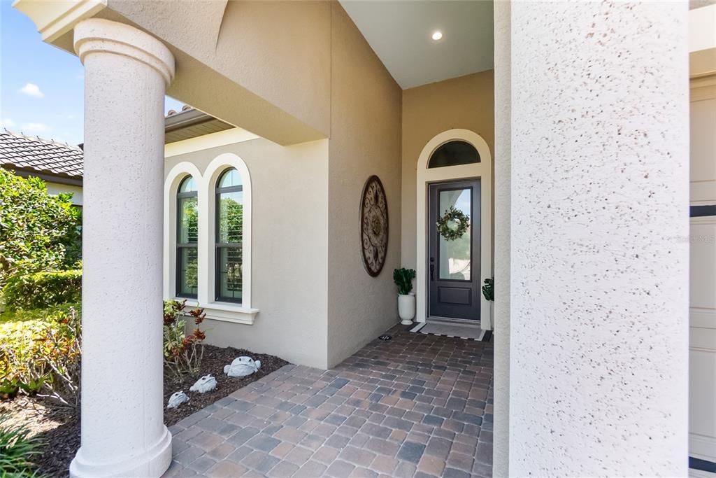 En Venta: $1,299,000 (4 camas, 3 baños, 2754 Pies cuadrados)