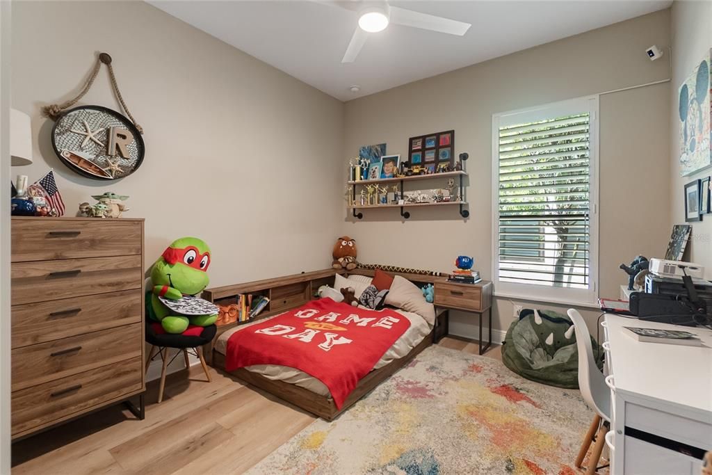 En Venta: $1,299,000 (4 camas, 3 baños, 2754 Pies cuadrados)