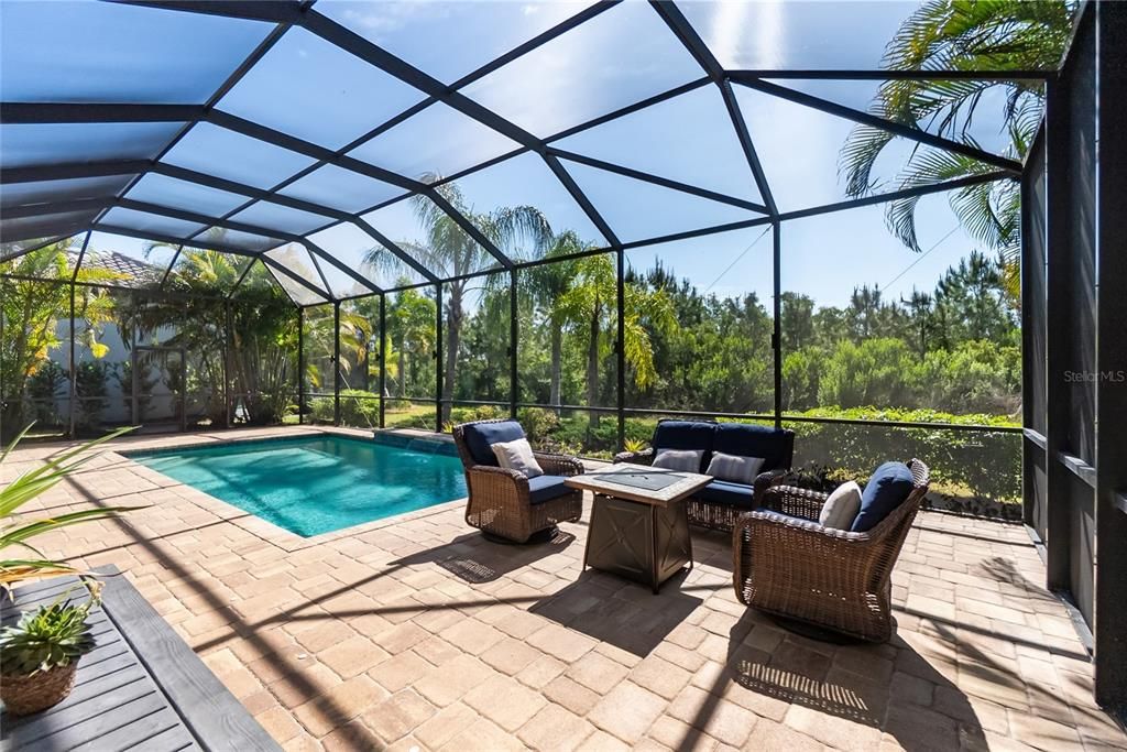 En Venta: $1,299,000 (4 camas, 3 baños, 2754 Pies cuadrados)