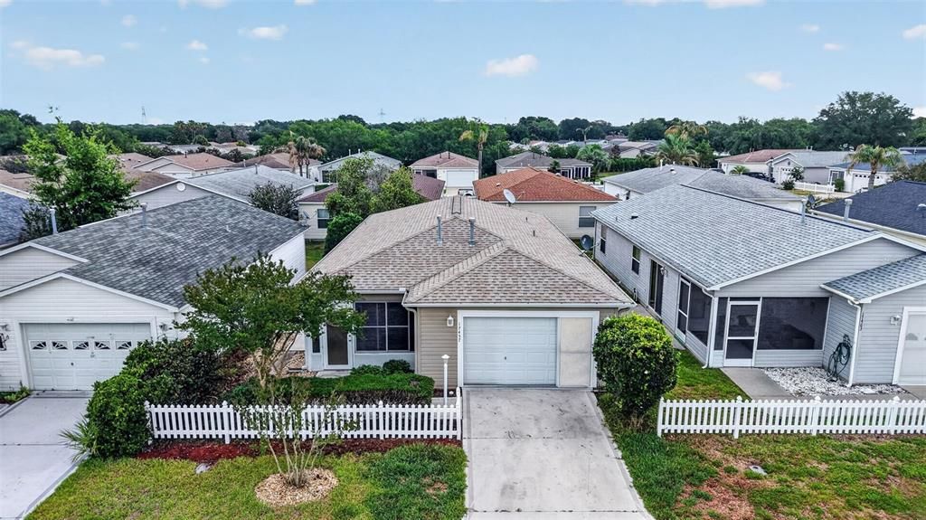 For Sale: $229,000 (2 beds, 2 baths, 1163 Square Feet)