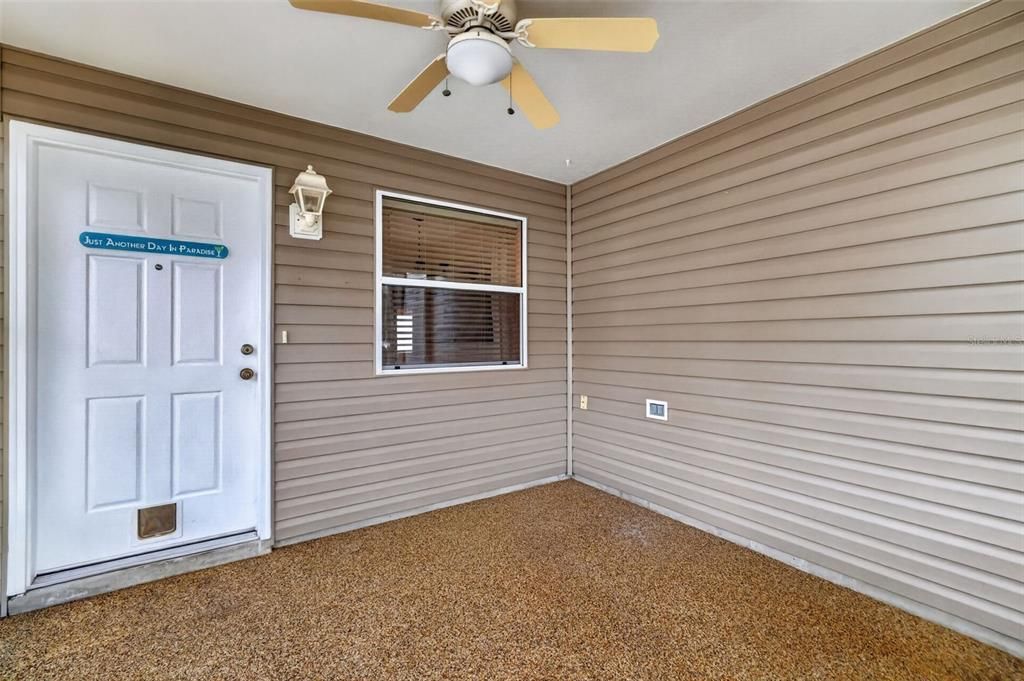 For Sale: $229,000 (2 beds, 2 baths, 1163 Square Feet)