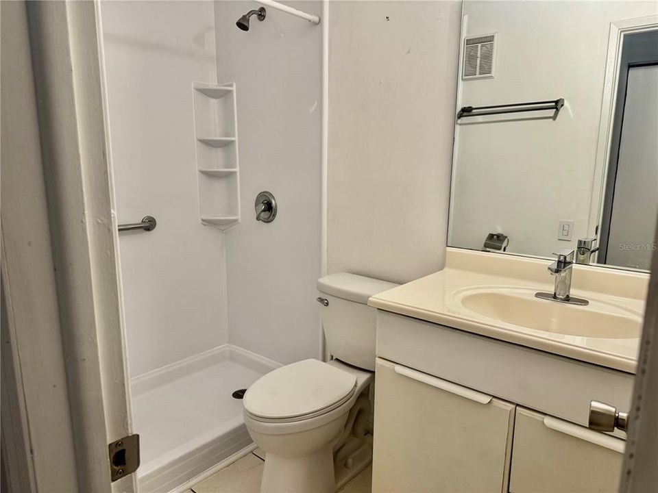 For Sale: $69,000 (1 beds, 1 baths, 745 Square Feet)