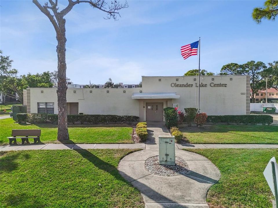 For Sale: $69,000 (1 beds, 1 baths, 745 Square Feet)