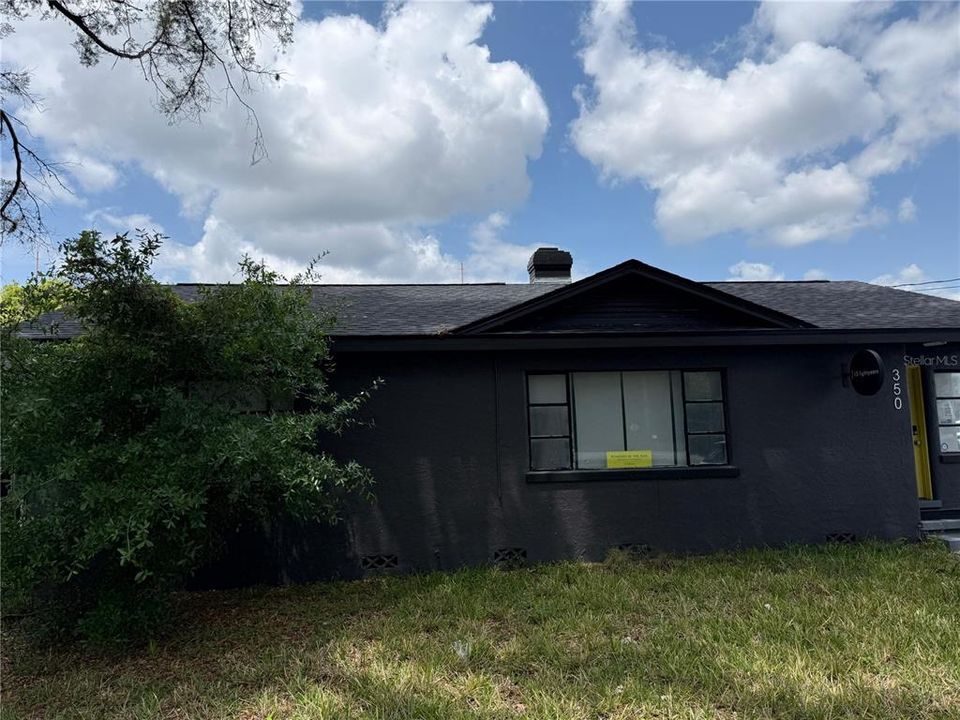 Vendido Recientemente: $880,000 (3 camas, 1 baños, 4139 Pies cuadrados)