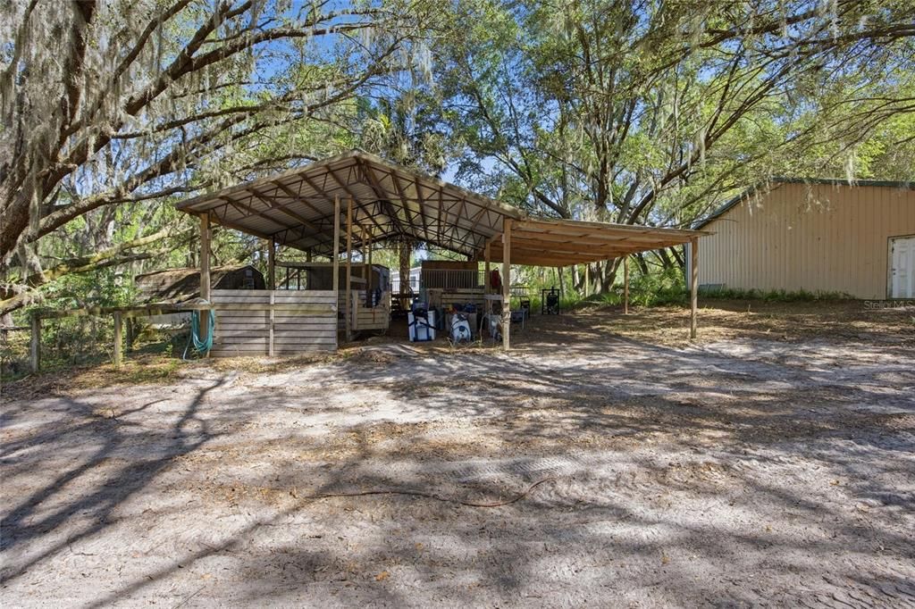 For Sale: $399,000 (3 beds, 2 baths, 1061 Square Feet)