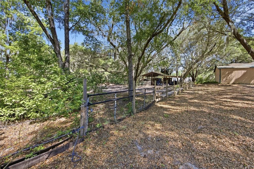 For Sale: $399,000 (3 beds, 2 baths, 1061 Square Feet)