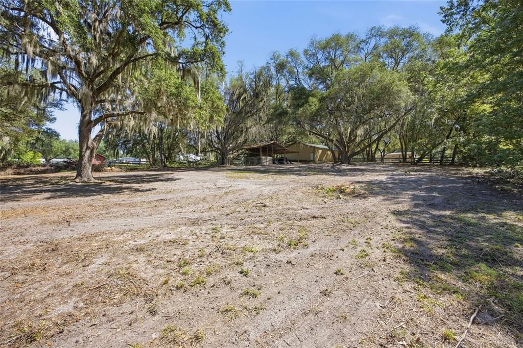For Sale: $399,000 (3 beds, 2 baths, 1061 Square Feet)