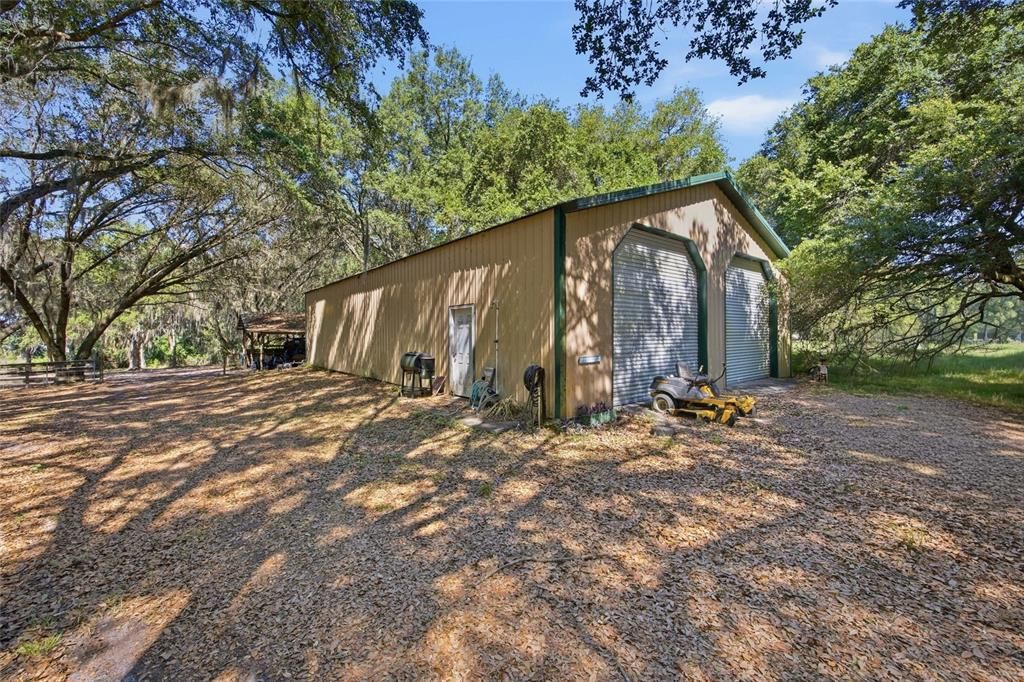 For Sale: $399,000 (3 beds, 2 baths, 1061 Square Feet)