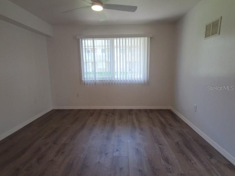 For Rent: $1,300 (1 beds, 1 baths, 675 Square Feet)