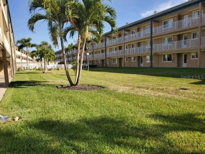 For Rent: $1,300 (1 beds, 1 baths, 675 Square Feet)