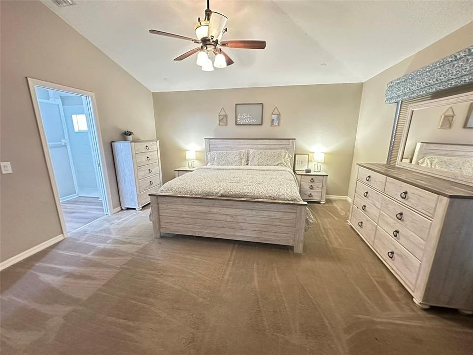 Active With Contract: $489,900 (3 beds, 2 baths, 1947 Square Feet)