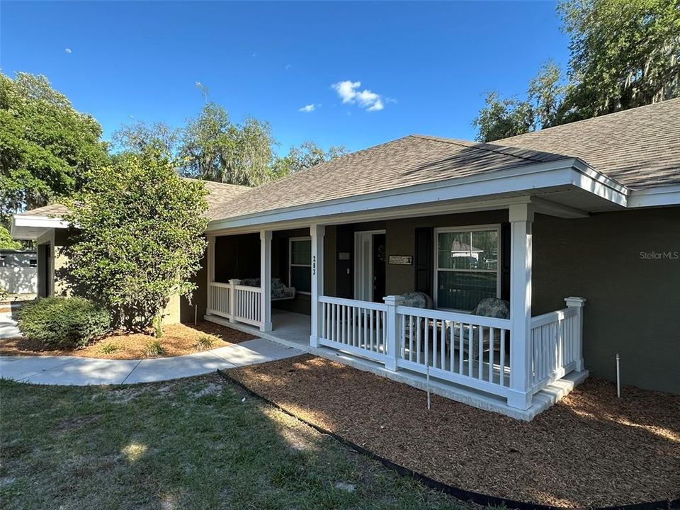 Active With Contract: $489,900 (3 beds, 2 baths, 1947 Square Feet)
