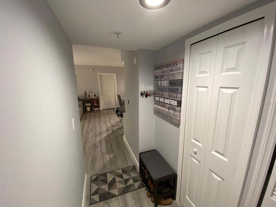В аренду: $1,975 (2 спален, 2 ванн, 1013 Квадратных фут)