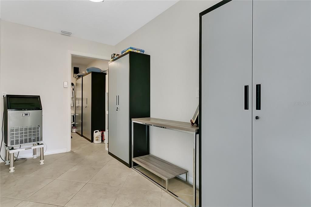 В аренду: $2,200 (3 спален, 3 ванн, 2280 Квадратных фут)