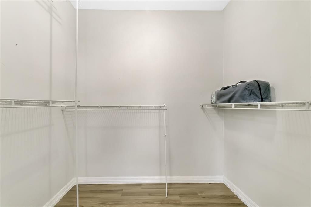 В аренду: $2,200 (3 спален, 3 ванн, 2280 Квадратных фут)