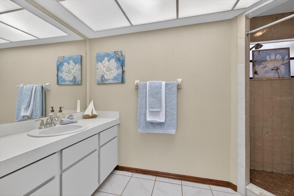 Active With Contract: $599,900 (3 beds, 2 baths, 1750 Square Feet)
