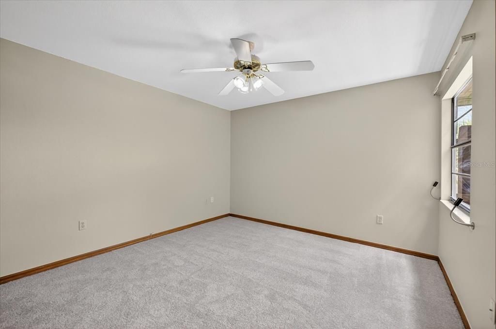 Active With Contract: $599,900 (3 beds, 2 baths, 1750 Square Feet)