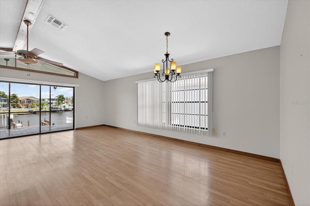 Active With Contract: $599,900 (3 beds, 2 baths, 1750 Square Feet)