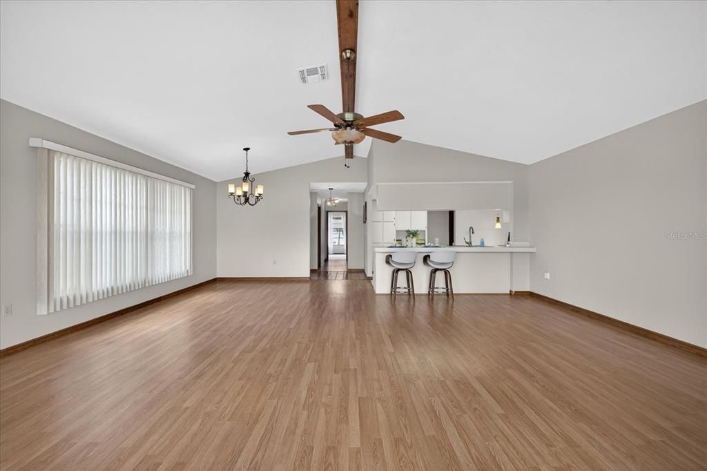 Active With Contract: $599,900 (3 beds, 2 baths, 1750 Square Feet)