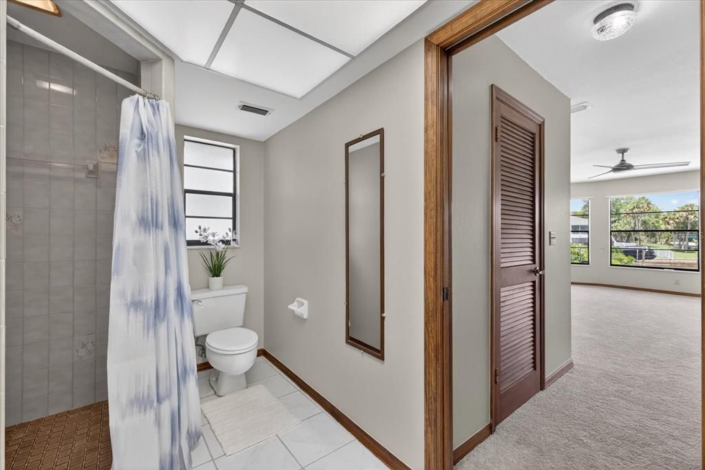 Active With Contract: $599,900 (3 beds, 2 baths, 1750 Square Feet)