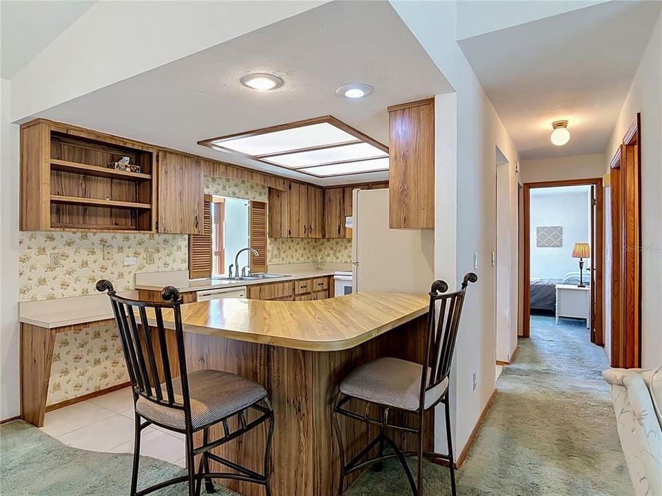 For Sale: $299,000 (2 beds, 2 baths, 1344 Square Feet)