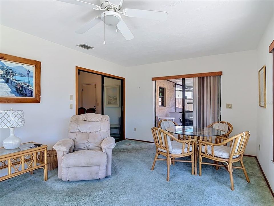 For Sale: $299,000 (2 beds, 2 baths, 1344 Square Feet)