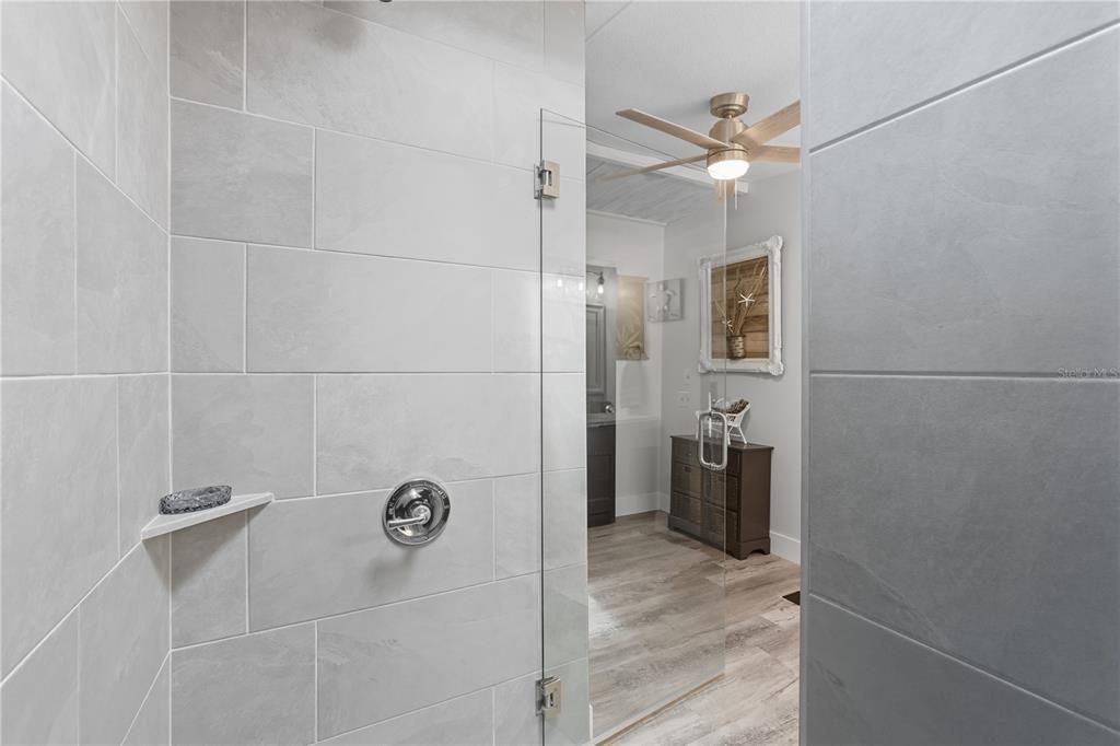 For Sale: $525,000 (4 beds, 2 baths, 1664 Square Feet)