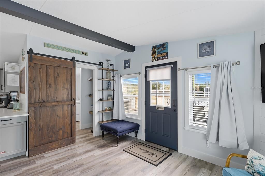 For Sale: $525,000 (4 beds, 2 baths, 1664 Square Feet)