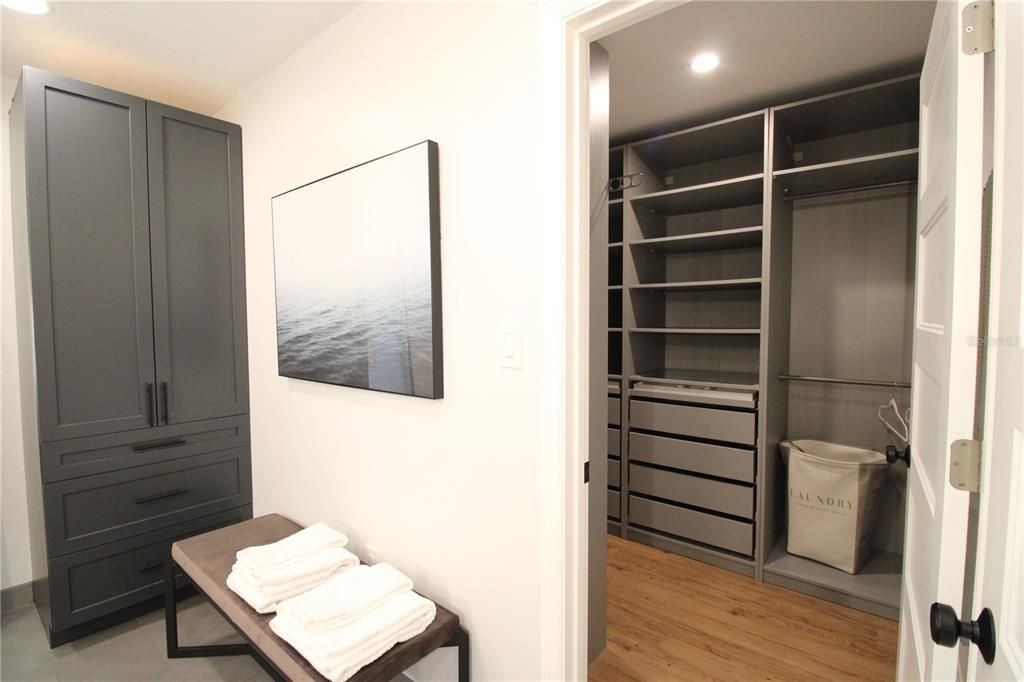 For Rent: $3,500 (3 beds, 2 baths, 2453 Square Feet)