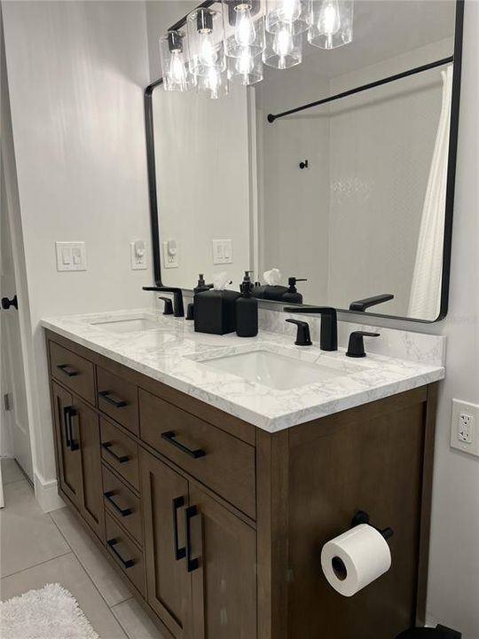 For Rent: $3,500 (3 beds, 2 baths, 2453 Square Feet)