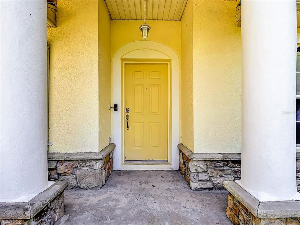 For Sale: $339,900 (3 beds, 2 baths, 1745 Square Feet)