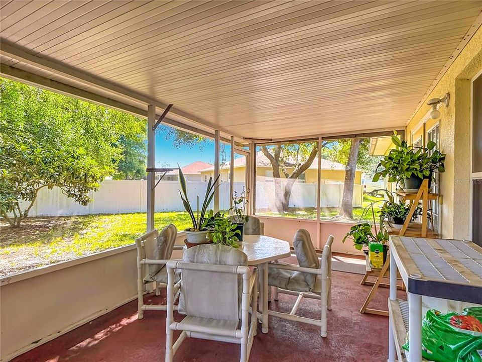 For Sale: $339,900 (3 beds, 2 baths, 1745 Square Feet)