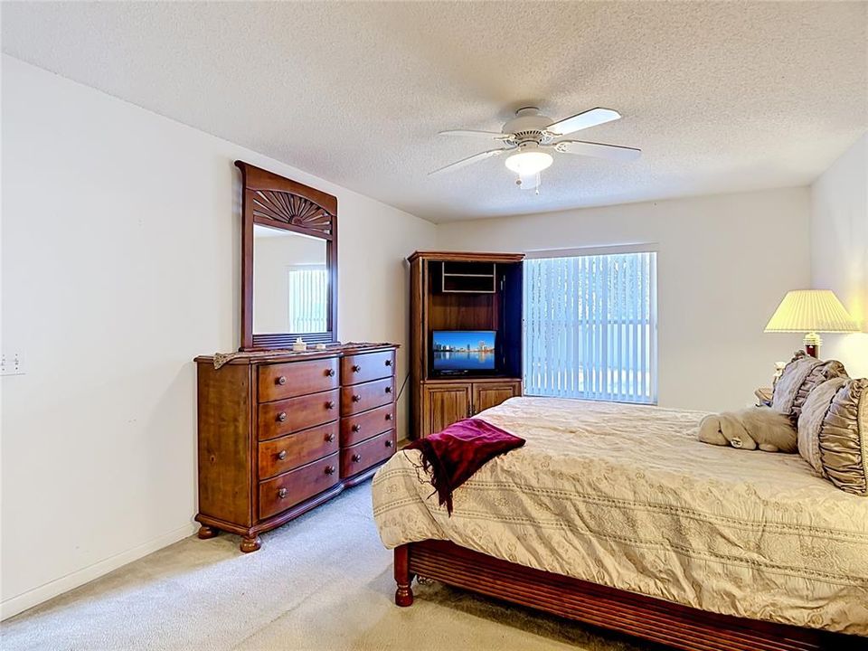 For Sale: $339,900 (3 beds, 2 baths, 1745 Square Feet)