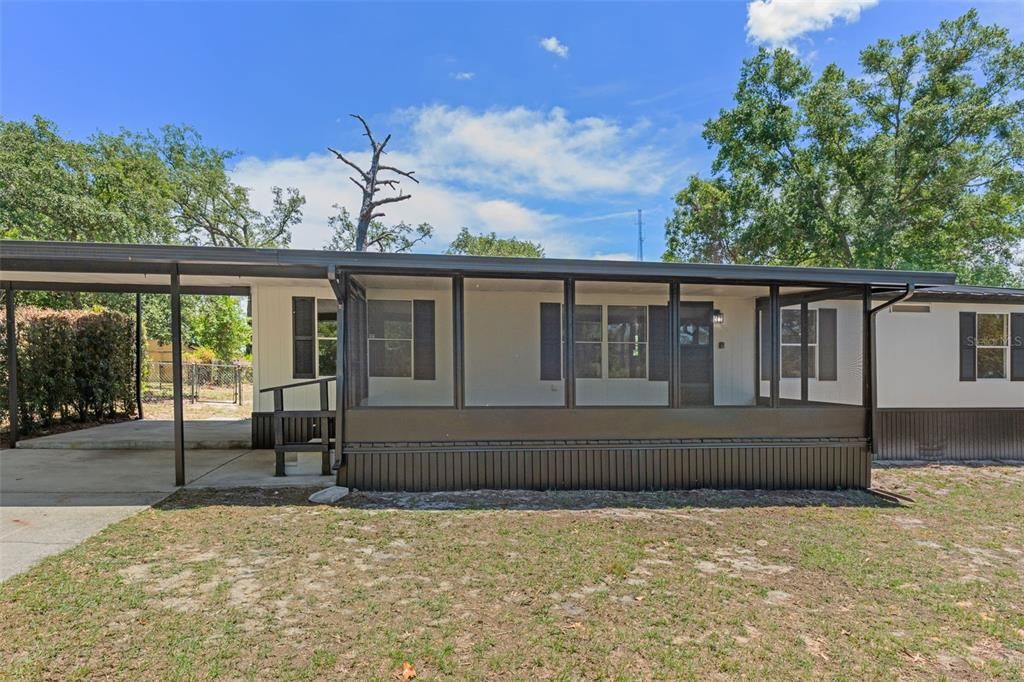 Active With Contract: $179,900 (3 beds, 2 baths, 1352 Square Feet)